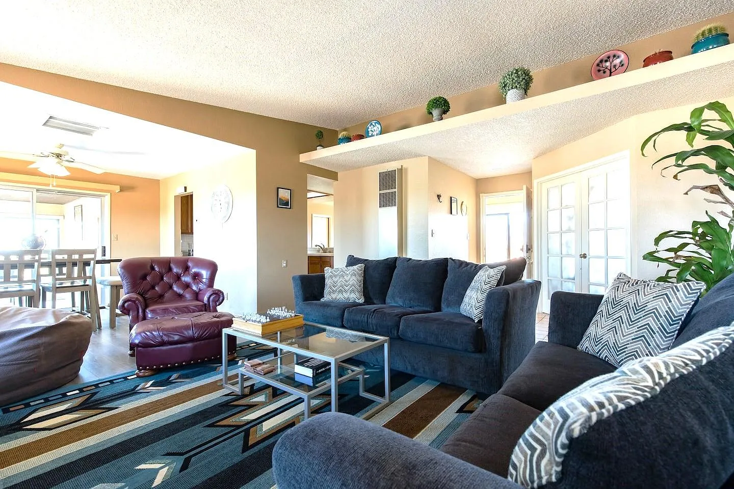 3 bed, 1483 sqft, $2,350 — Photo 3