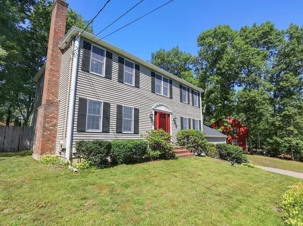 41 Virginia Ave, North Attleboro, MA 02763