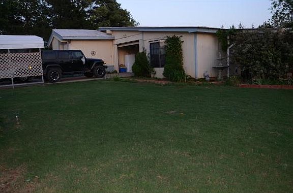 2nd image of 217 W Oak Crow Roost