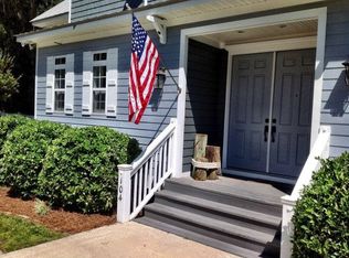 104 Carlisle Pl, Saint Simons Island, GA 31522