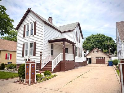 1911 Columbus Ave, Bay City, MI, 48708