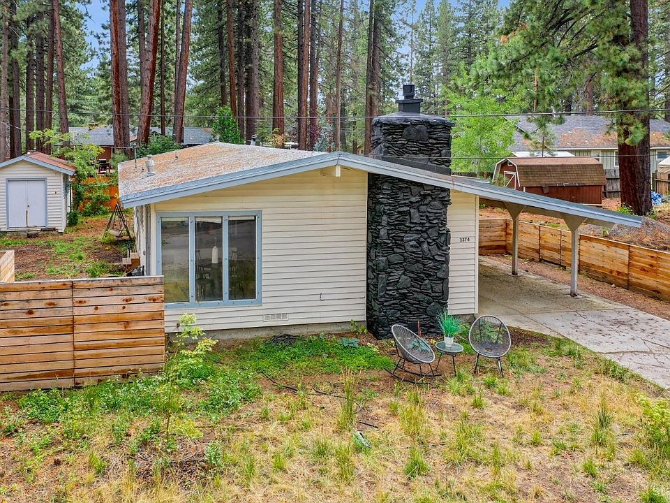 2nd image of 3374 Janet Dr