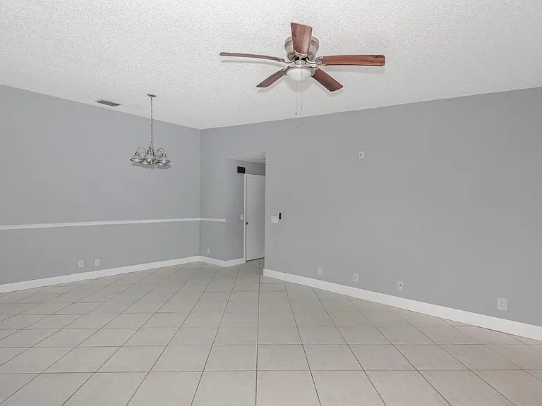 161 Meadows Dr #161 — Photo 17