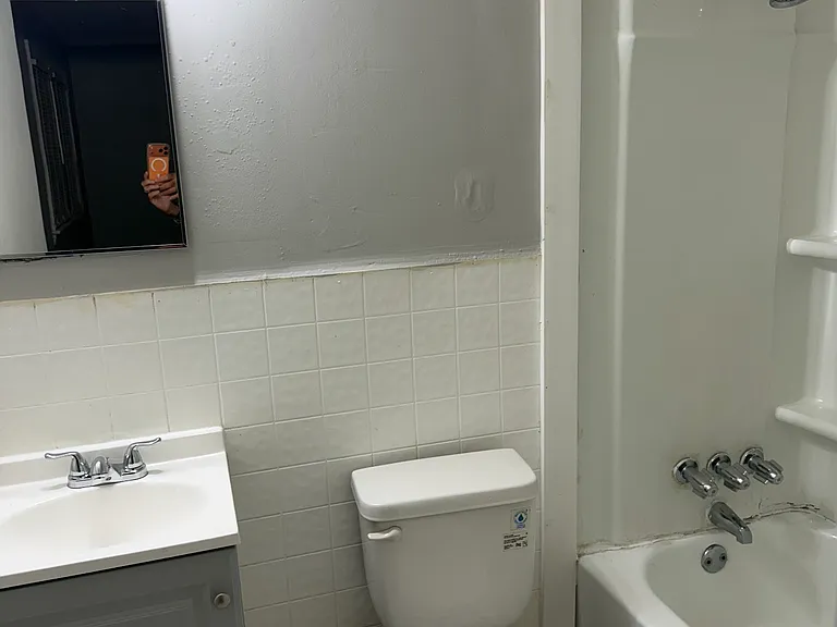 515 Guilford Ave #2 — Photo 3