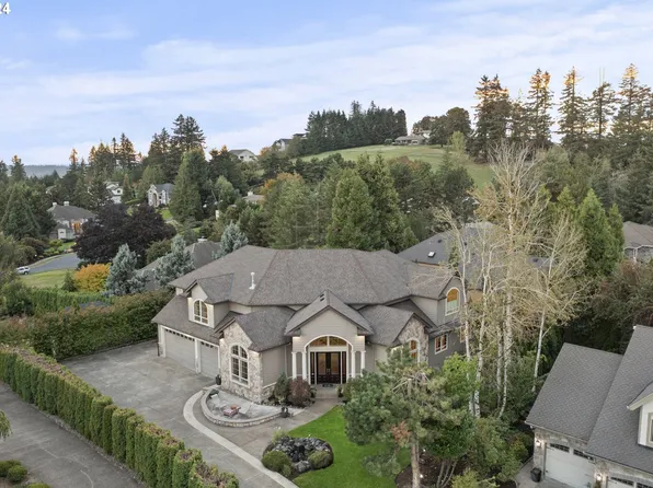 11747 SE Banbury Cir, Happy Valley, OR 97086