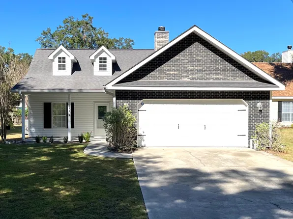 37 Westminster Pl, Beaufort, SC 29907