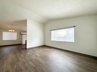 2927-2931 SW 31st St #2927, Redmond, OR 97756