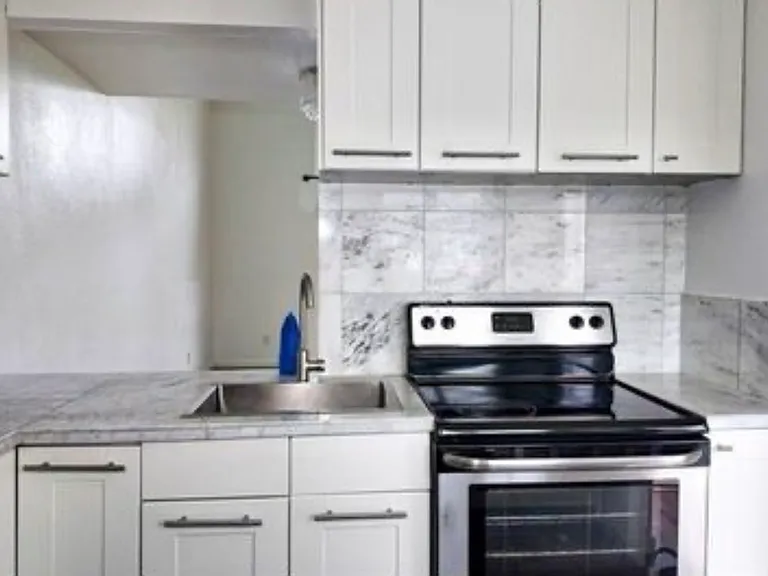 10601 SE 252nd St #2 — Photo 10