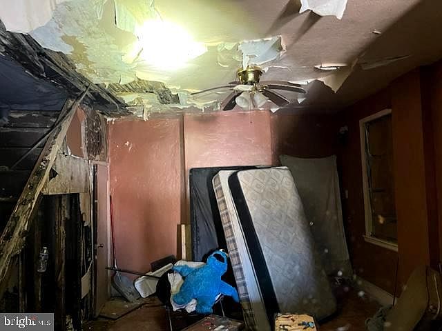 2nd image of 923 S 5th St