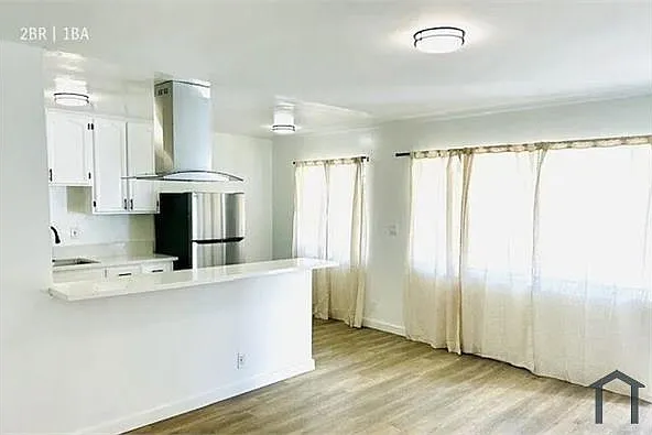 2 bed, $2,600 — Photo 3