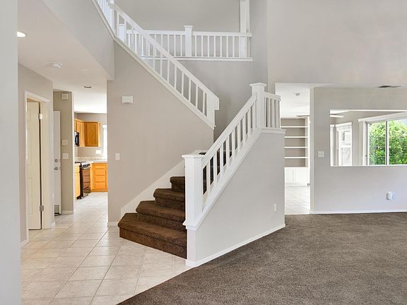 5th image of 754 Wisteria Dr