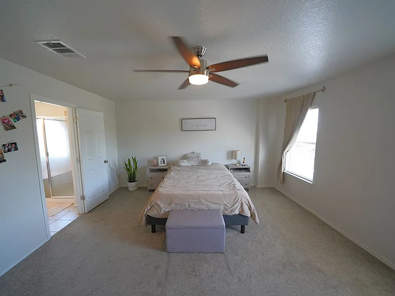 740 Fountain Gate — Photo 33