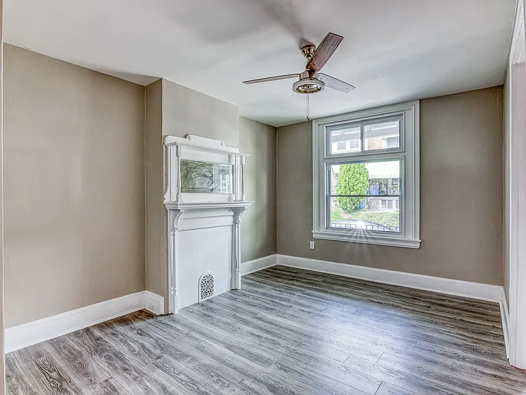 4834 Olive St — Photo 5