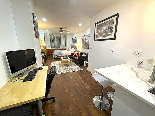 5th image of 130 Water St #D