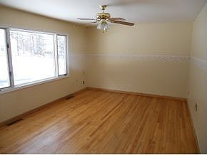 2nd image of 6 Highland Ave