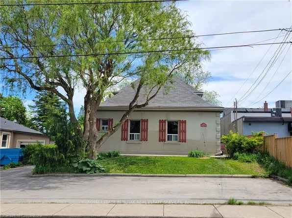 303 E 19th St, Hamilton, ON