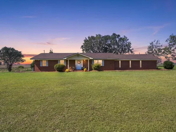 2422 S County Road 33 Rd, Ashford, AL 36312