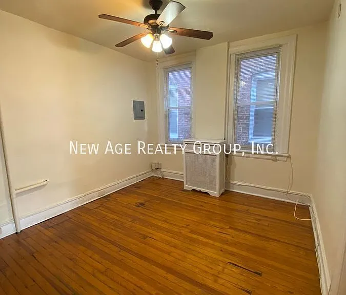 453 S 60th St #2F — Photo 8