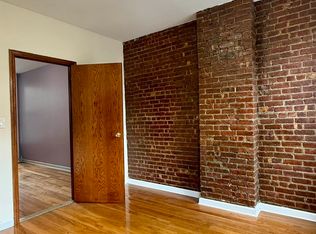 25-49 35th St #2R, Astoria, NY 11103