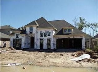137 Silverstone Ln, Conroe, TX 77384