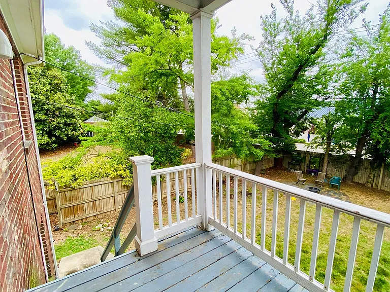 4208 Fitzhugh Avenue — Photo 21