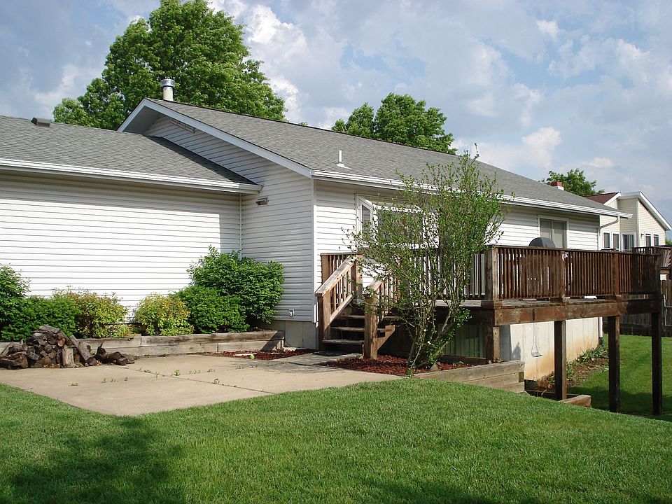 Back Yard & Deck