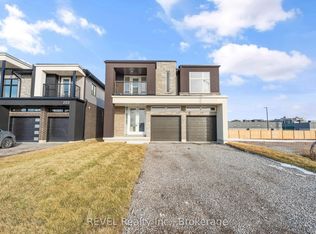 210 Wellandvale Dr, Welland, ON L3C7G7