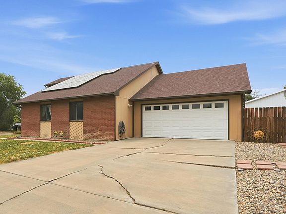 3rd image of 3074 Sunflower Ct