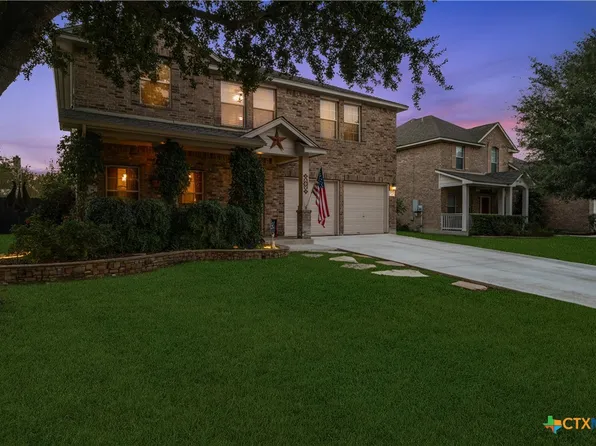 2052 Heaton Hall Dr, New Braunfels, TX 78130