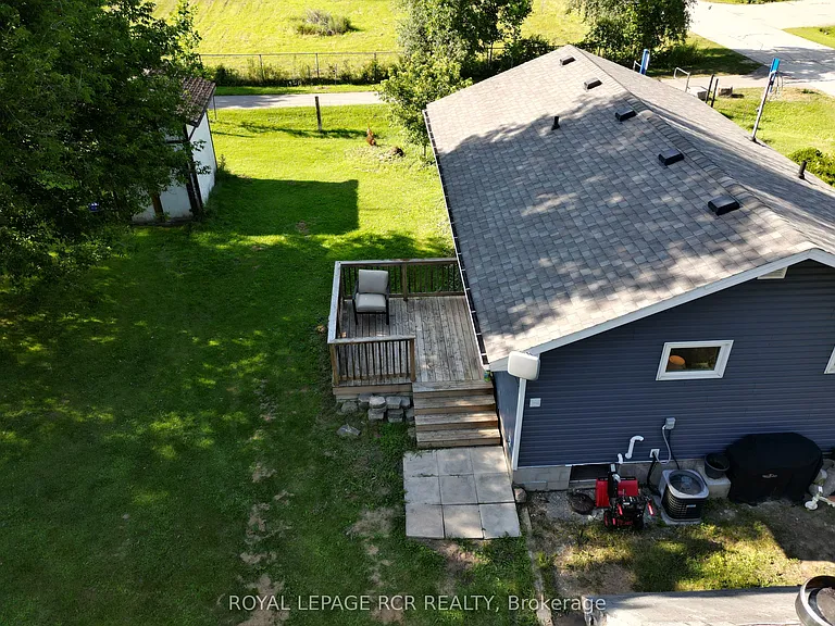 28 Blake St — Photo 2