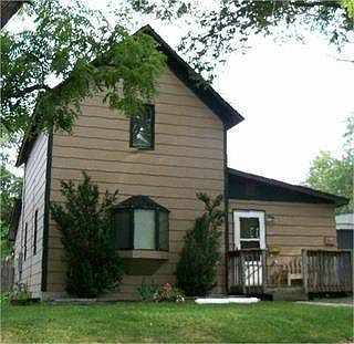 1st image of 802 7th Ave N
