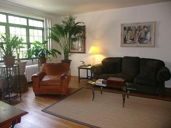 3rd image of 4219 216th St