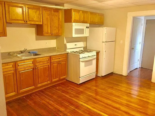 27 Putnam Ave #1A — Photo 14
