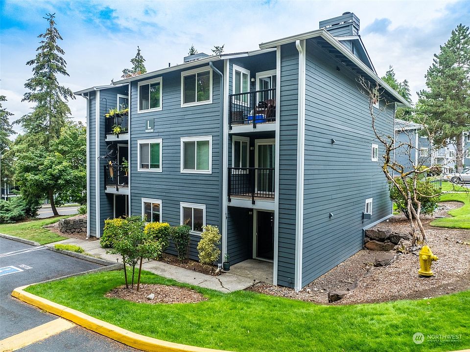 1st image of 14206 NE 181st Place #L101