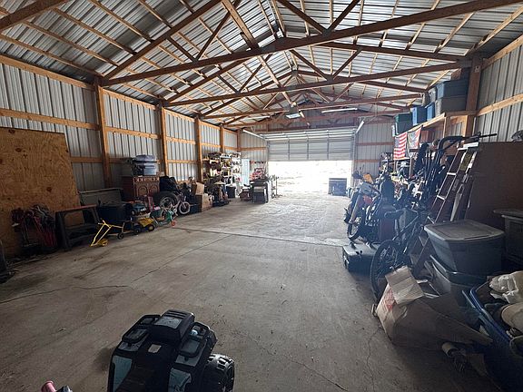 3rd image of 13499 S Ave