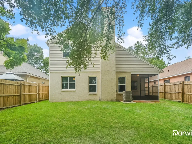 1034 Manigan Ave — Photo 15