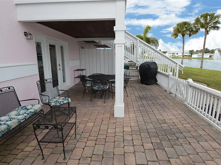 213 Seahorse Dr SE #B — Photo 45