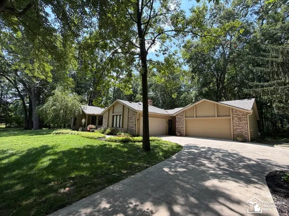 10765 Whiteford Rd, Petersburg, MI 49270