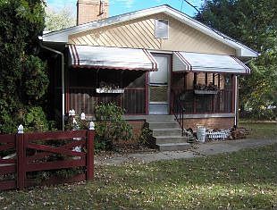 Side screened porch