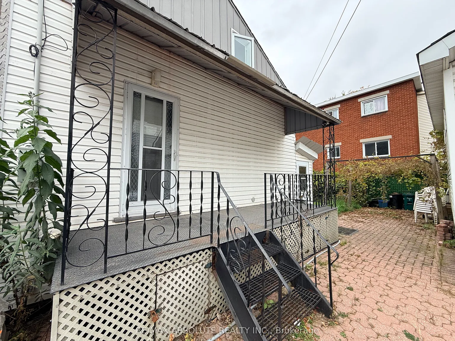 2 bed, $1,800 — Photo 2