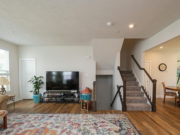 Living Room - Open Floor plan
Abundant natural lighting