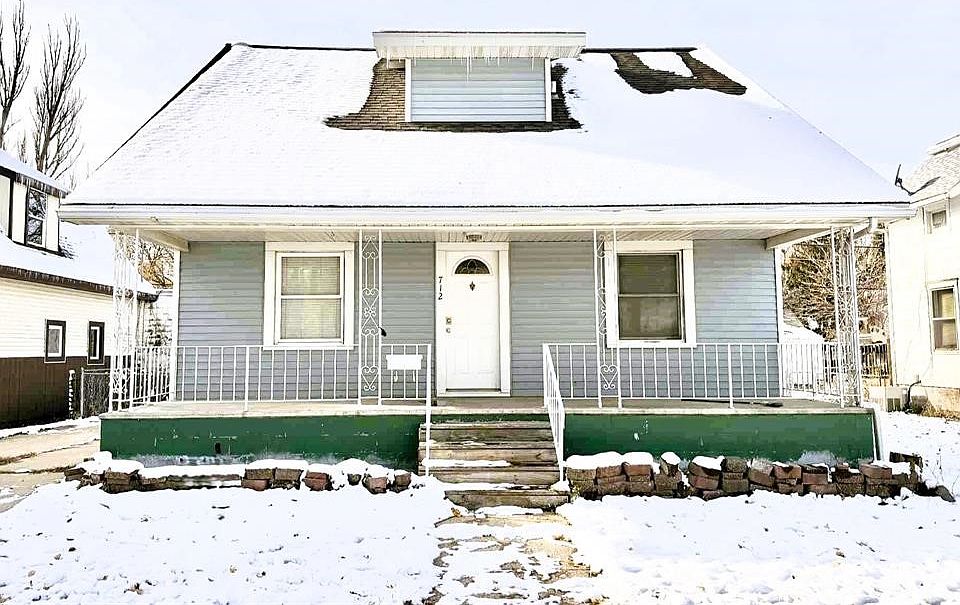 1st image of 712 Michigan St