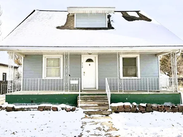 712 Michigan St, Storm Lake, IA 50588