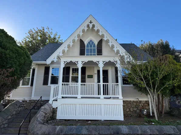 105 S 6th St, New Bedford, MA 02740