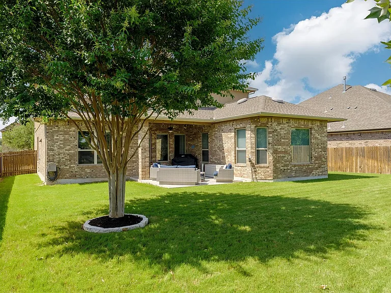 3109 Palominos Pass — Photo 4