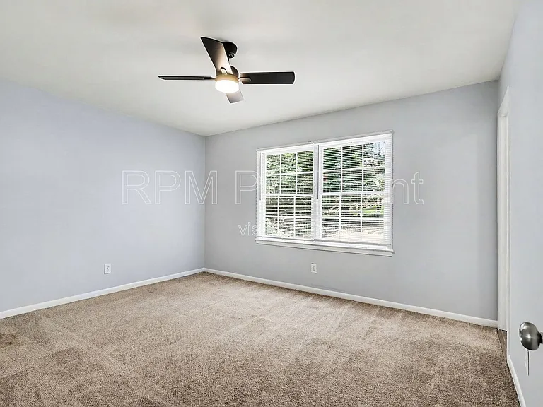 2642 Hatfield Cir SE — Photo 12