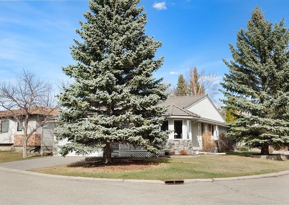 1st image of 118 W Shawnee Pl SW