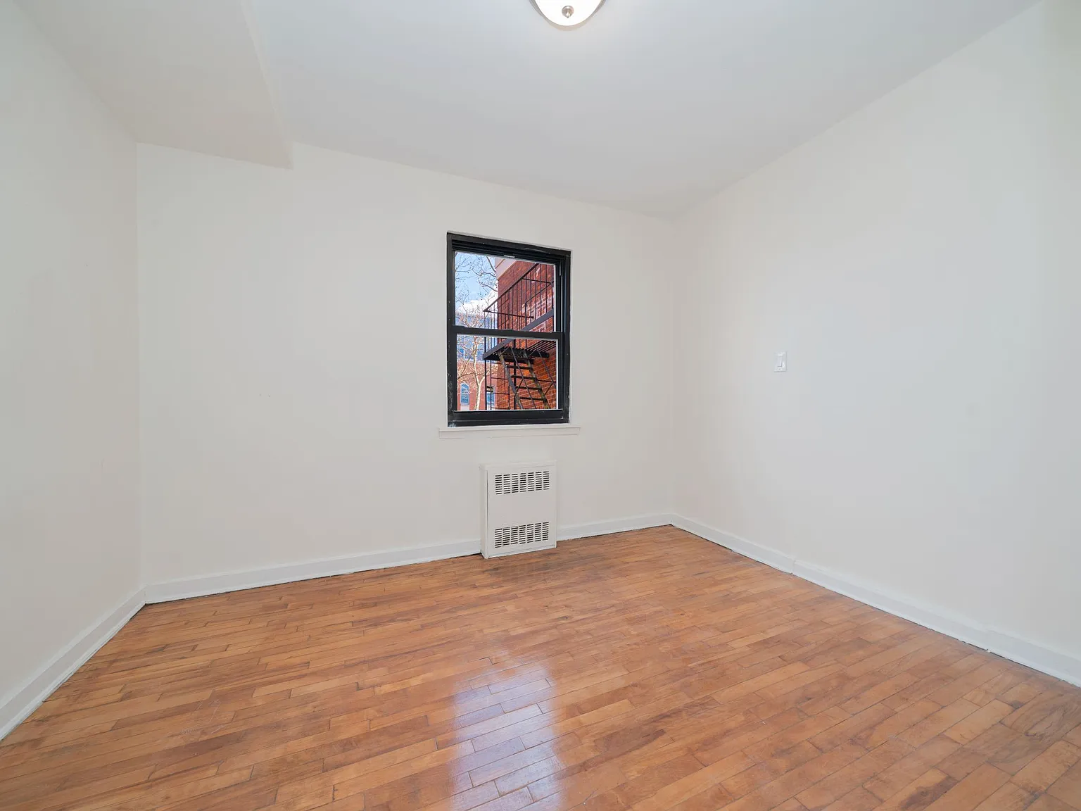 150-39 72nd Drive — Photo 4