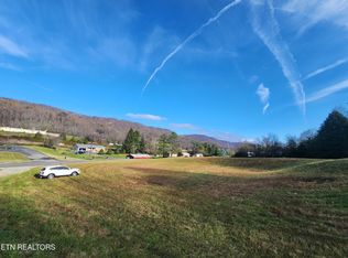 Dr Thomas Walker Rd, Rose Hill, VA 24281