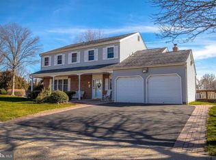 71 Paxson Ln, Langhorne, PA 19047